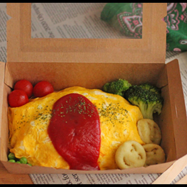 いろいろ便利なクラフトボックスでオムライス弁当