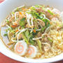 千切り野菜230gでガッツリ！肉野菜炒めの醤油ラーメン。