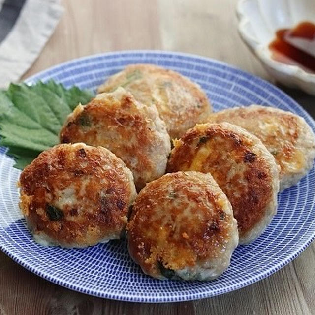 ふわっふわ！【豆腐の青じそチーズつくね】と【豚肉と夏野菜のポン酢浸し】