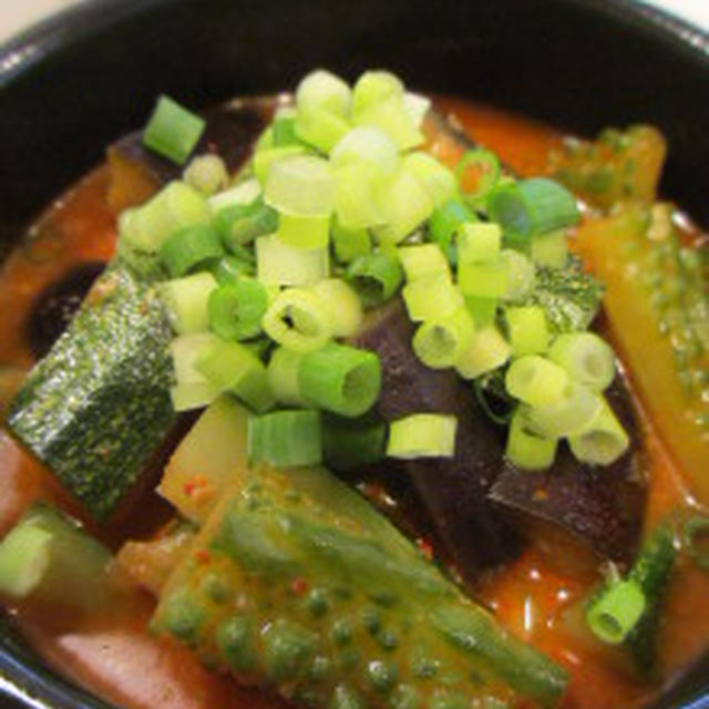 ★夏だからこそ食べたくなる韓国コチュジャン・チゲ。