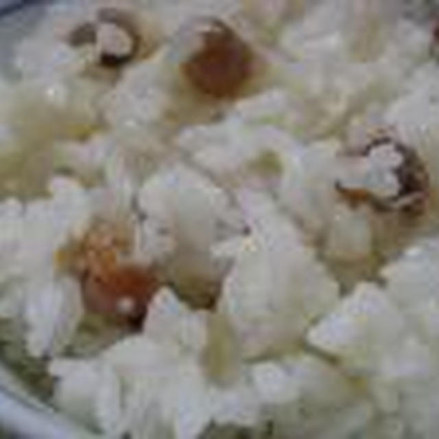 ＊戻す手間なし！炒り大豆ご飯