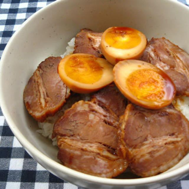 チャーシュー丼