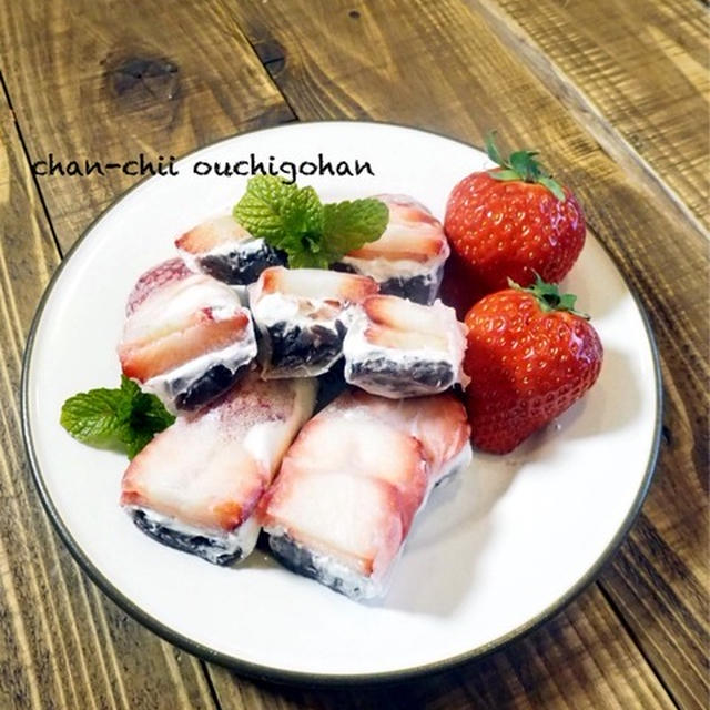 材料4つ♪アレを使ってスティックいちご大福♡ と 22日 献立。