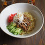 おひとりさまの炸醤麺（じゃーじゃー麺）