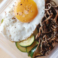 簡単ビビンバ弁当