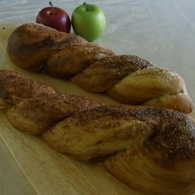 YouTubeにパン作りの動画をアップ！第１弾は『カフェツイスト』とポイント