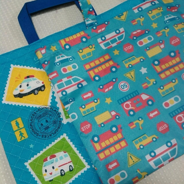 ダイソーで雨の日も使えるシューズバッグとレッスンバッグ～幼稚園用品