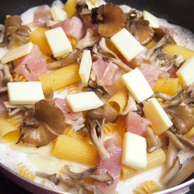そのまんまアボカドグラタン