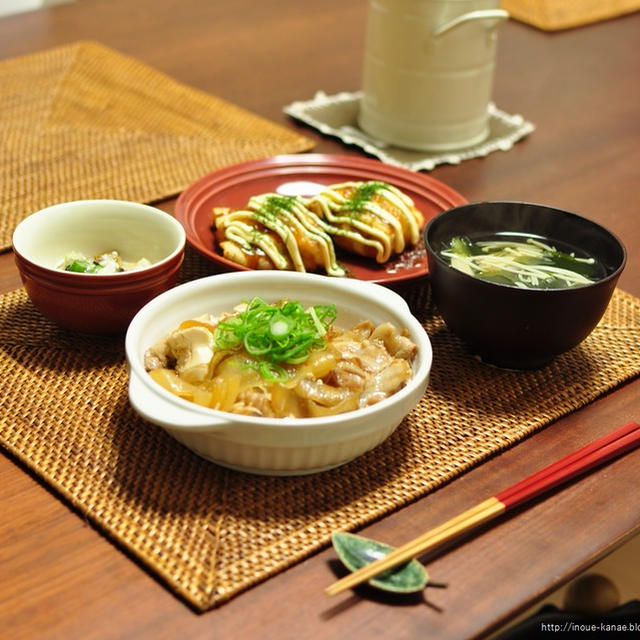 ドキドキハラハラ系ドラマを観る母娘と、フライパンで重ねて煮るだけ低糖質肉豆腐（豚バージョン）と2日分晩ごはん