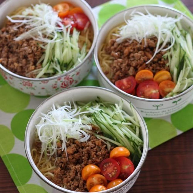 ジャージャー麺 ✿ ｶﾞｰﾙｽﾞﾄｰｸ晩ご飯♪