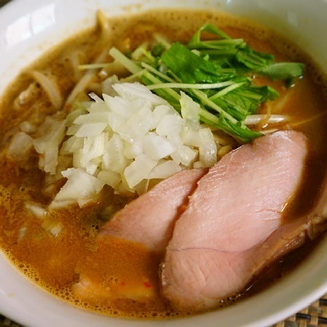 個性のある味噌ラーメンの追求③　動物系を考える