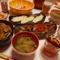 ☆豚丼(レシピ)・椎茸とパプリカのオイスター煮・笹かま・サラダ・お味噌汁☆