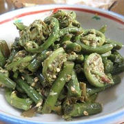 春の味覚をいただきます♪　ゼンマイのナムル