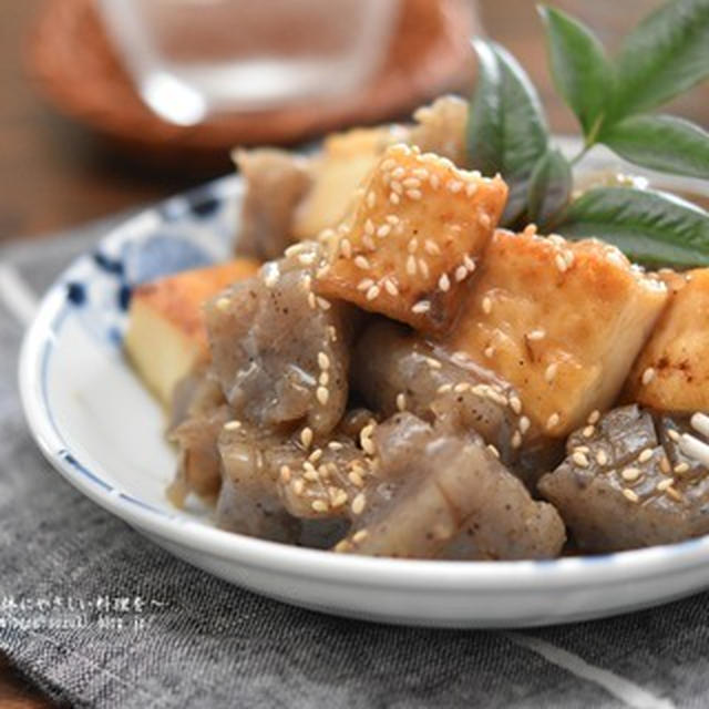 【レシピ・副菜・お弁当おかず】地味なおかず程ご飯が進む！こんにゃくと厚揚げ豆腐の味噌炒め