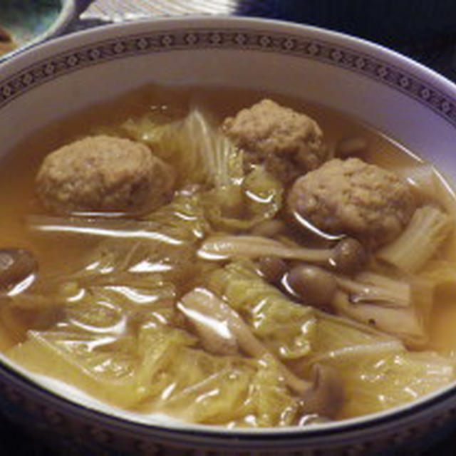 白菜と鶏つくねのスープ　ジンジャーをプラスしてあったかく♪