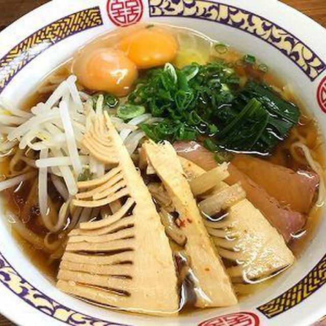 喜多方ラーメン。手作りメンマ入り