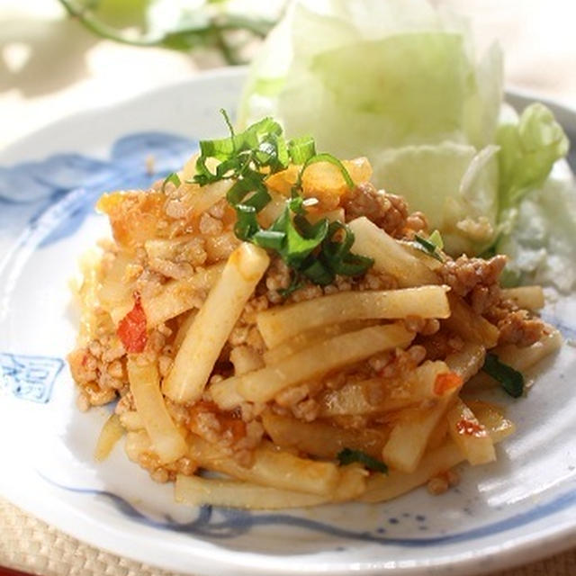 ご飯がすすむ♪大根の韓国風肉みそ炒め