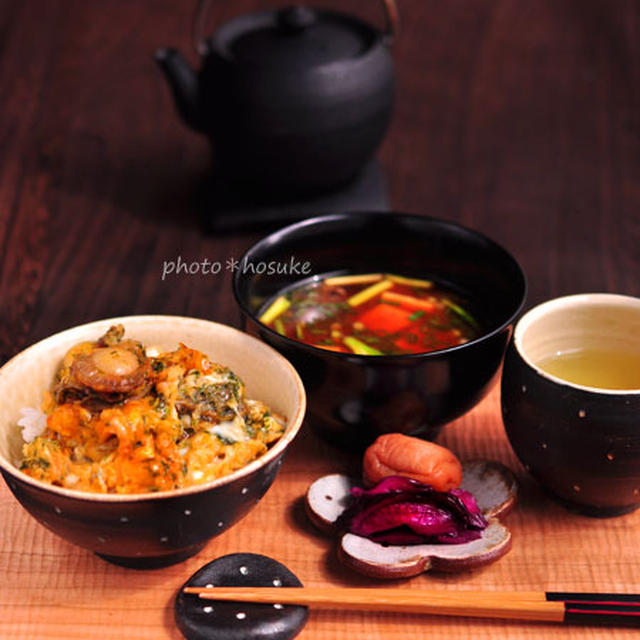 「貝綴じ丼」