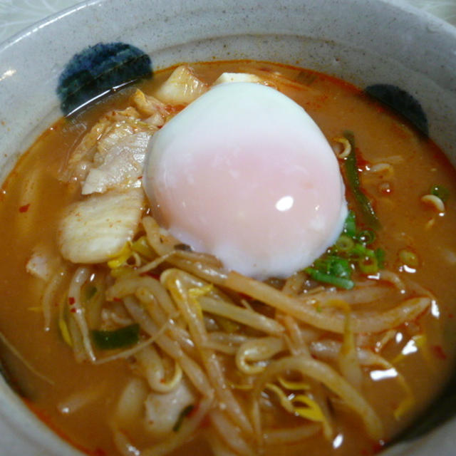 激辛スープ　キムチ入り