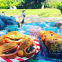 ソーダブレッドといちごカルダモンケーキでピクニック