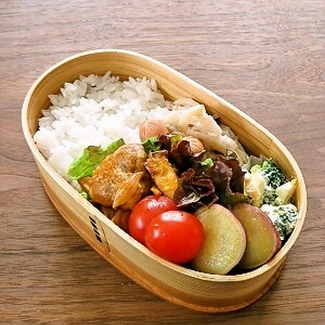 今年最後のお弁当*ポーク団子のナポリタン風