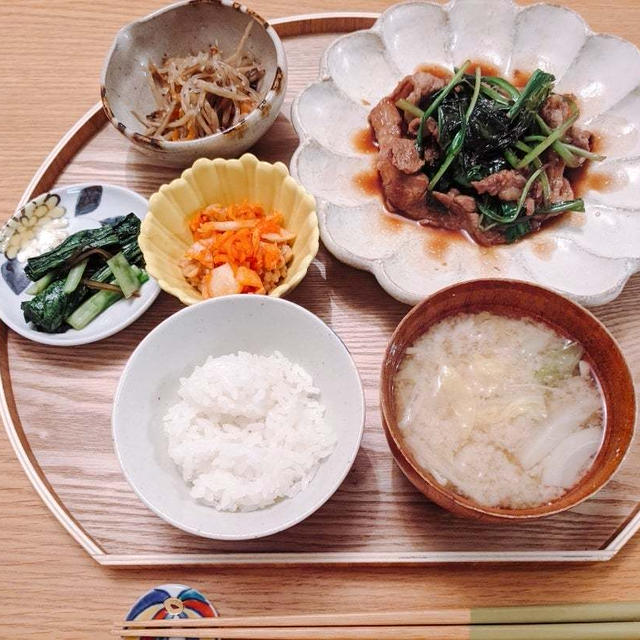 ラム肉と行者ニンニクの炒め物