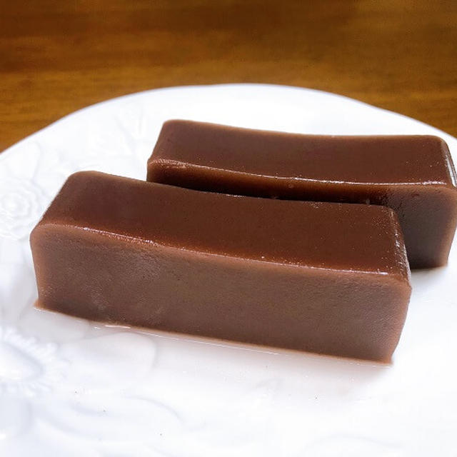 【材料4つで簡単】溶かして混ぜるだけ！濃厚あずきのプルプル水ようかんレシピ｜夏に嬉しい和スイーツ