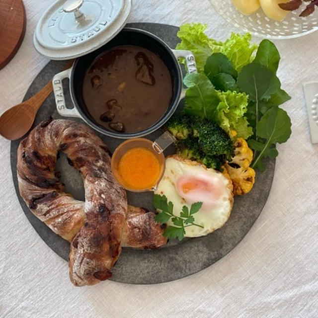 るぅさんからの新潟のルレクチェと、ご近所さんからの信州りんごと美味しいパンで美味しいランチ♪ ＆楽天SS駆け込みお買い物