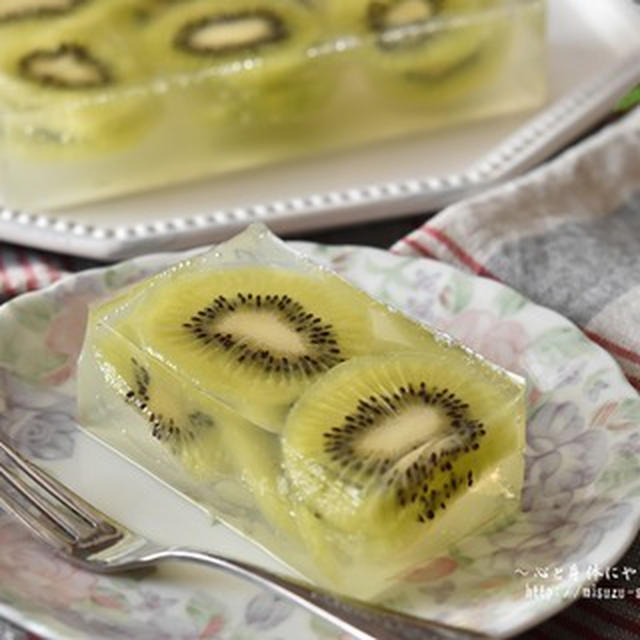 【レシピ・PR・おやつ】おやつで簡単に食物繊維が摂れる！キウイの寒天ゼリー