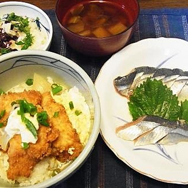 マグロカツ丼＆衣替え～♪