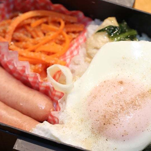 娘が自分でお弁当をつめた日、成長を感じつつちょっと寂しい…