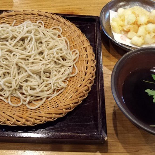 蕎麦にナポリタン