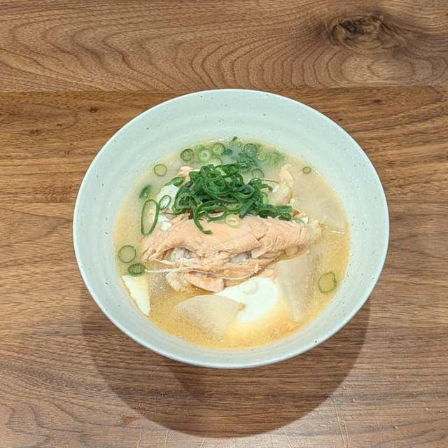 やさしい味わいで絶対に食べたい！鮭のあら汁！