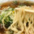 らーめんとしょうが焼き あの小宮　渋谷　もっちりした麺とテーブルの上のきくらげと辛にらがツボ！