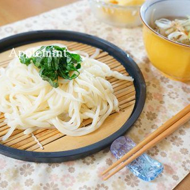 テーブルマークの稲庭風冷凍うどんで肉汁うどん