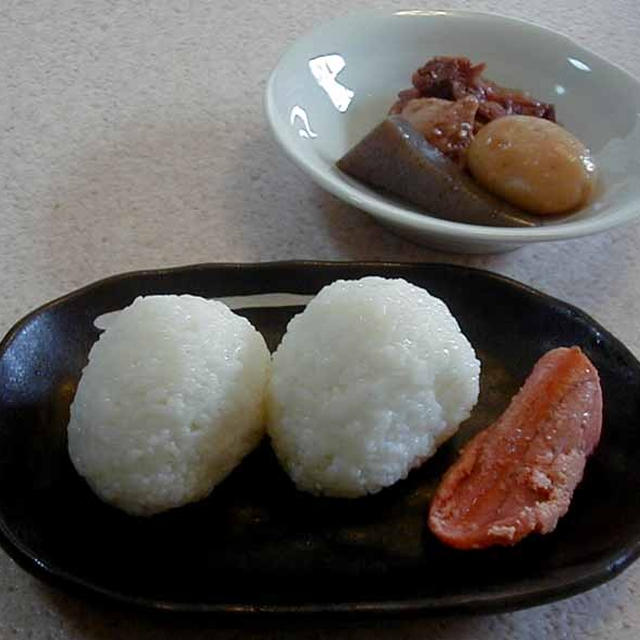 焼きたらこ添えお握り＆おでん