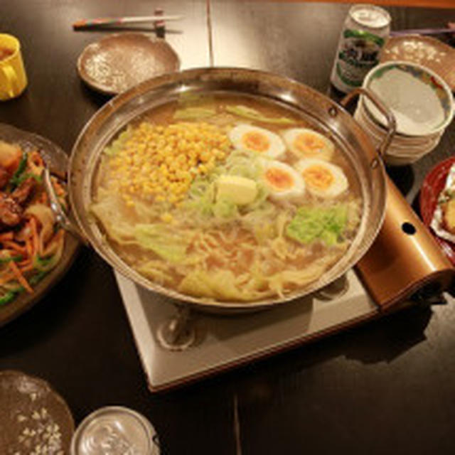 鶏肉でなんちゃってラムのジンギスカン風炒め。鶏肉+カレー粉+オールスパイス+クミン+に...