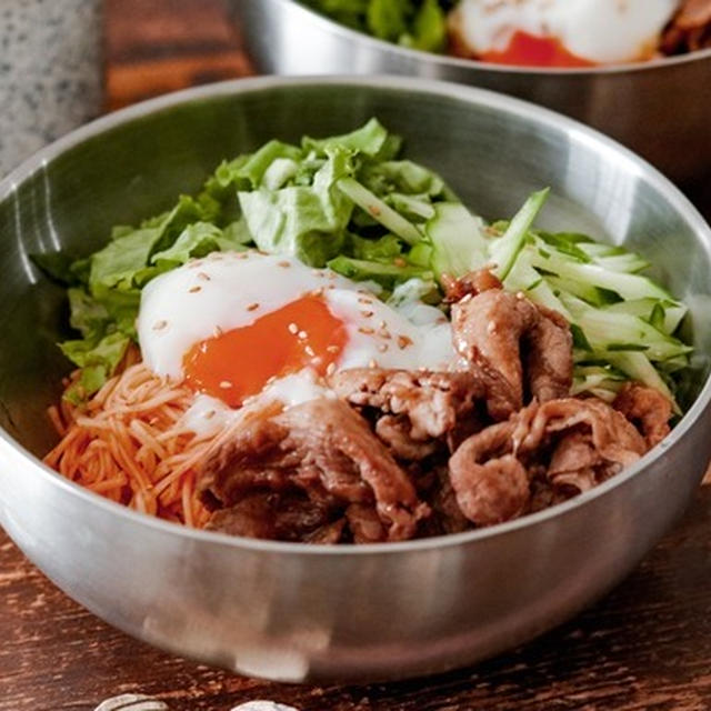 夏場のぱぱっとご飯に♡お手軽焼肉ビビン麺♡