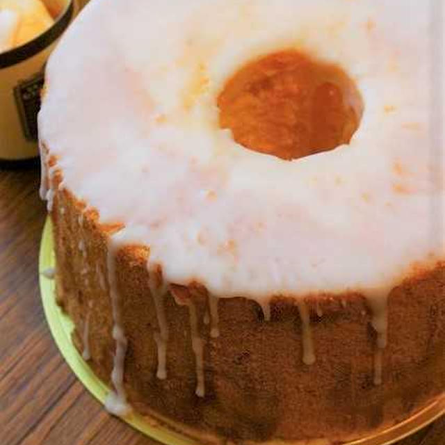 自家製レモンピールでレモンのシフォンケーキ