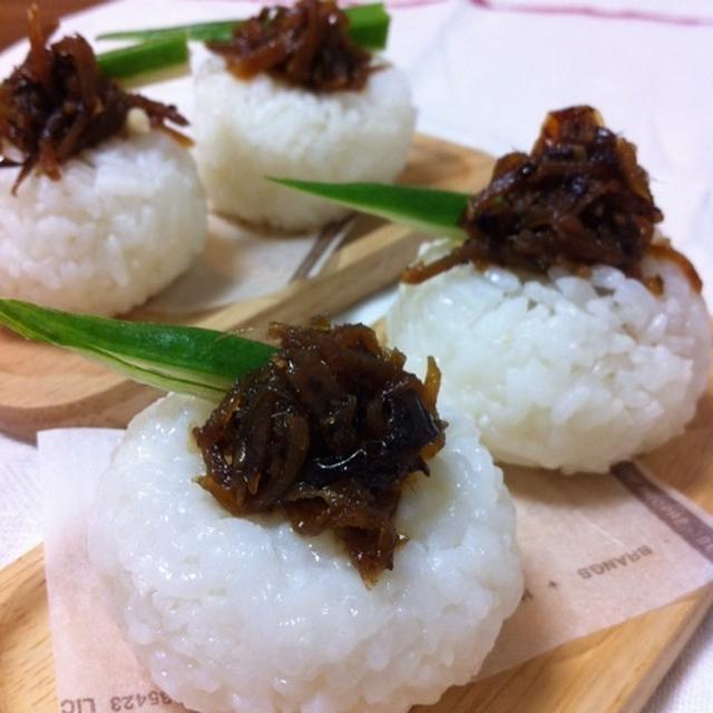 生姜の佃煮でカフェ風オニギリ