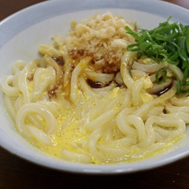 朝ごはんに「釜玉うどん」