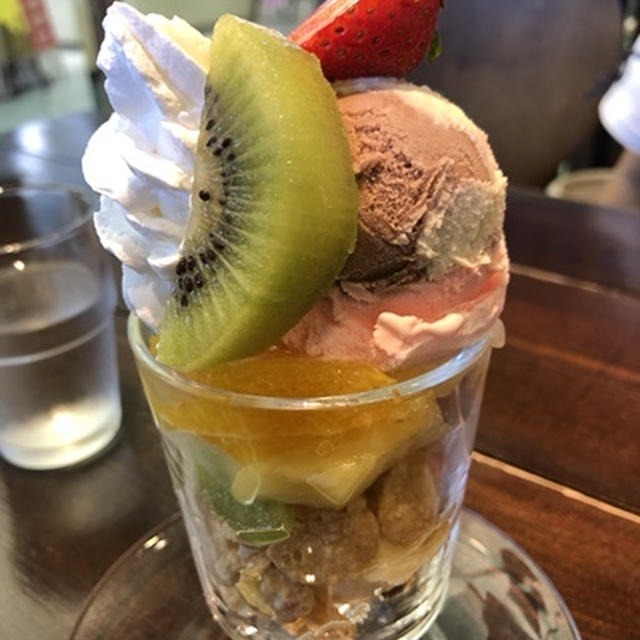 フルールショップツルザワでまったり
