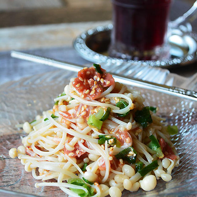 3分超簡単やみつき　Mogちゃんとイーちゃんのエノキ梅　塩麹ドレッシングで肉野菜炒めとミーゴレン