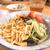 この夏ブレイク間違いなし！冷やし中華風　葛きりと野菜の和えもの｜J-WAVEのスタジオから見たもの