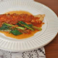 鮭と小松菜のトマト煮込み by ryocoさん