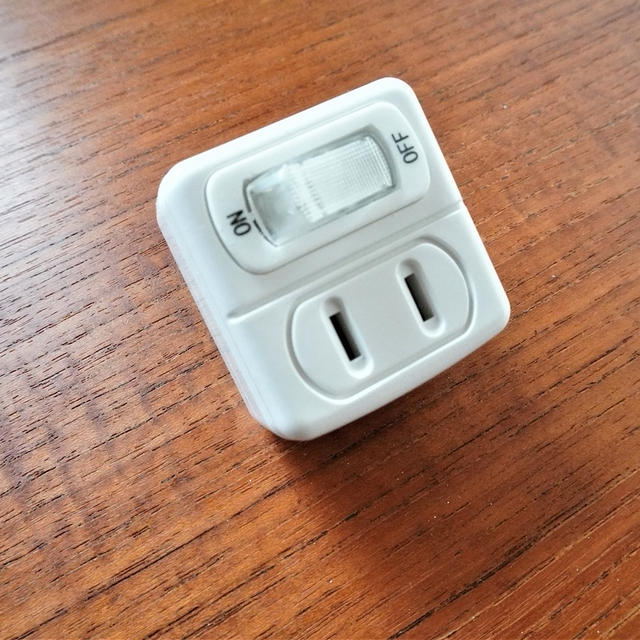 抜き差し不要で簡単エコ♪100均節電タップで待機電力カット生活♪