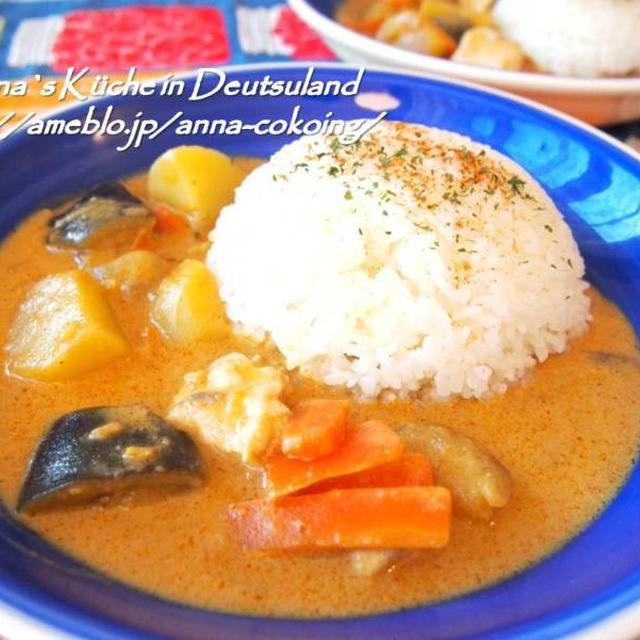 【主食】隠し味の〇〇で超本格派♡チキンイエローカレーの献立♡