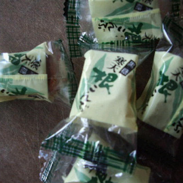 おやつ 根昆布寒天黒糖味