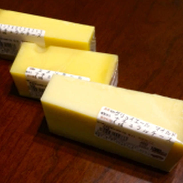 ３種のチーズフォンデュ