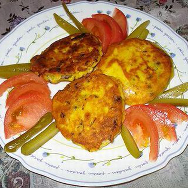 イラン風・肉入りコロッケ(クク　グーシュトゥ)